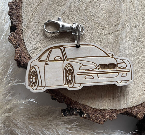 Brelok BMW z dowolnym napisem w tyle